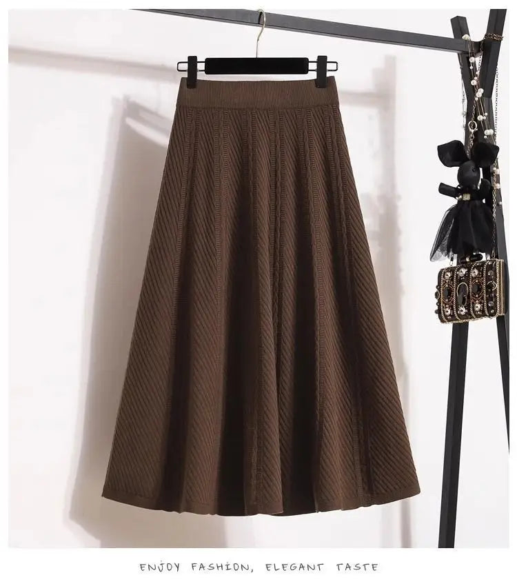 Knitted High-Waisted A-Line Skirt