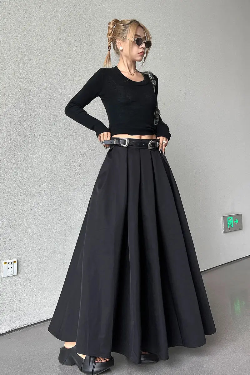 Black Pleated High-Waist Long Skirt