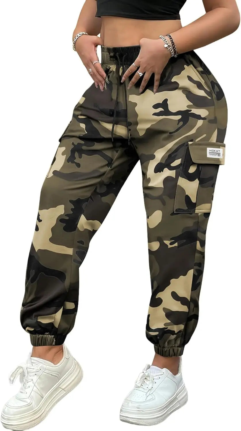 Women’s Lightweight Quick-Dry Camo Solid/Cargo Tapered Leg Pants