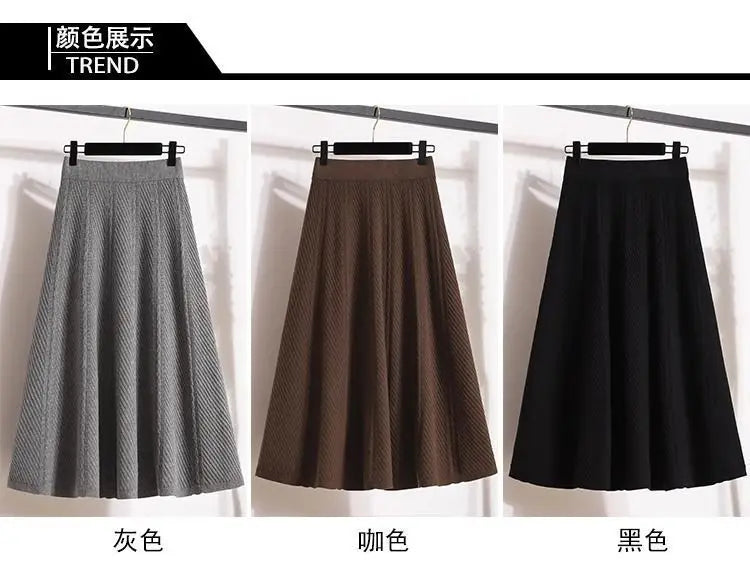 Knitted High-Waisted A-Line Skirt