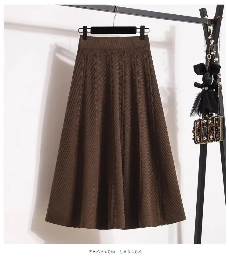 Knitted High-Waisted A-Line Skirt