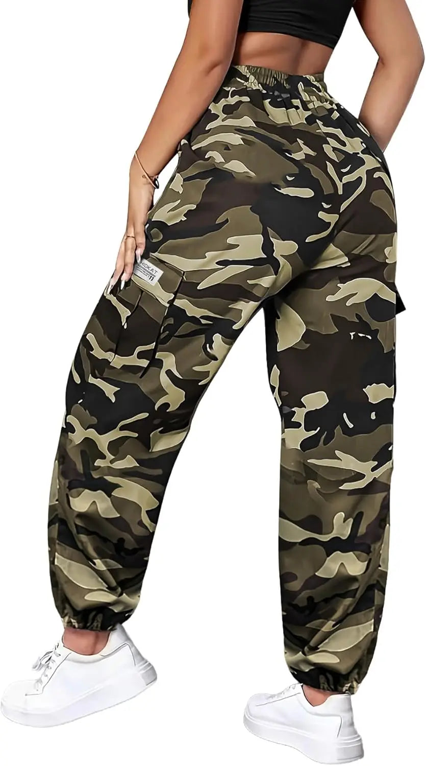 Women’s Lightweight Quick-Dry Camo Solid/Cargo Tapered Leg Pants