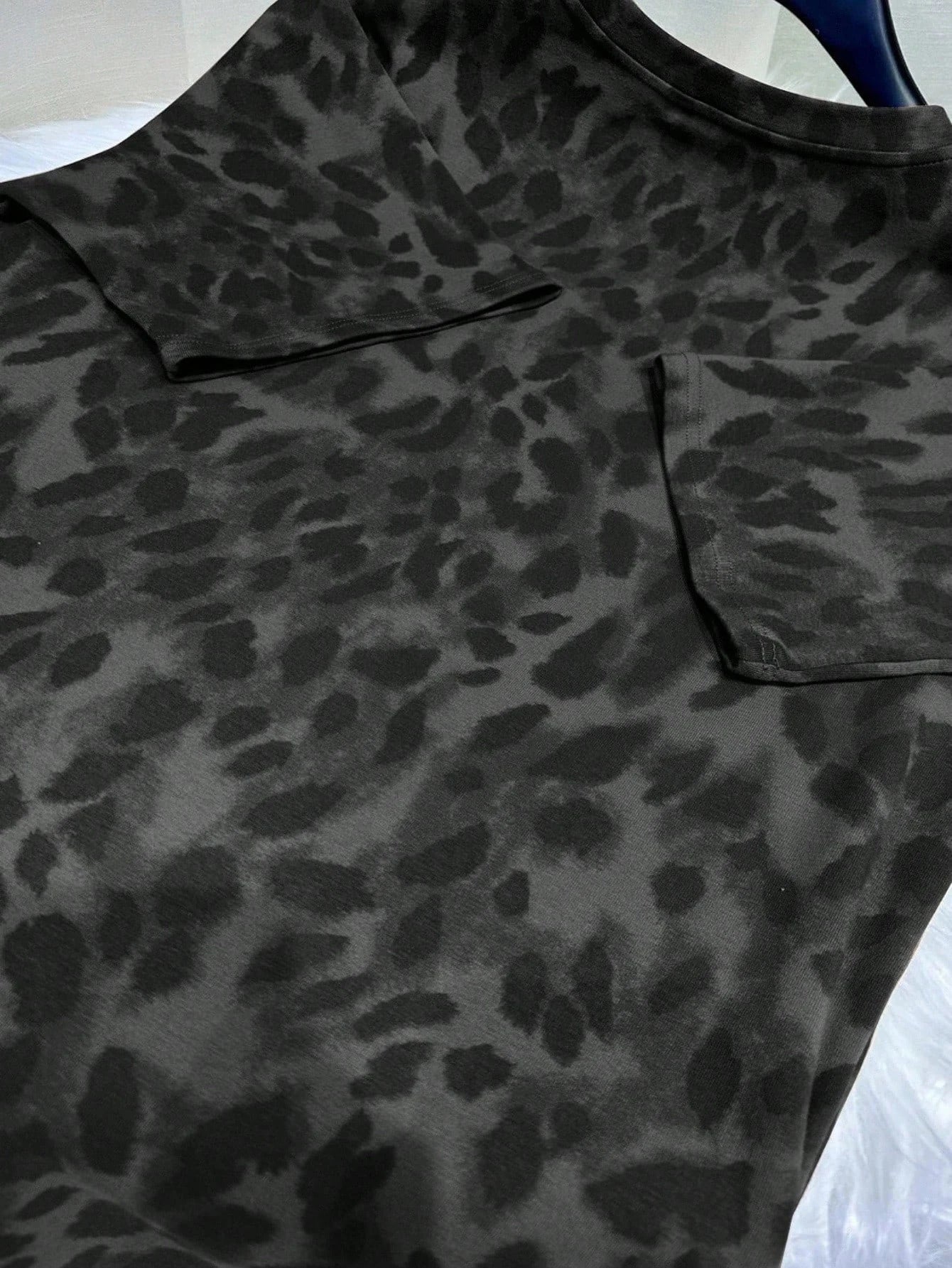 Plus Size Leopard Design Pattern Printed T-shirts