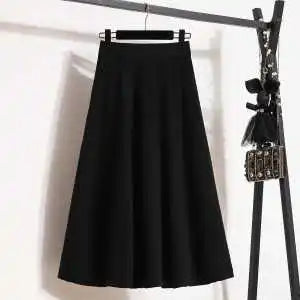 Knitted High-Waisted A-Line Skirt